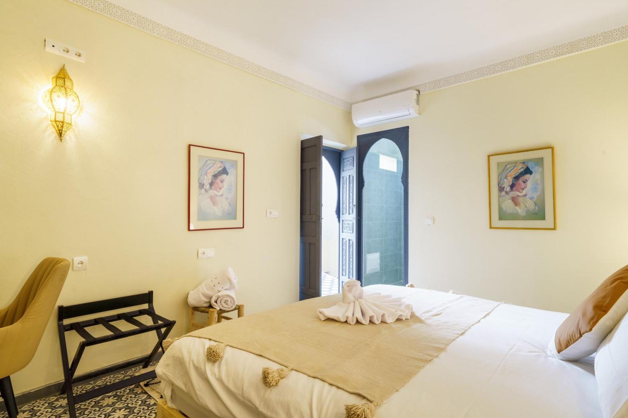Riad 4 Chambres - Piscine & Petit Dejeuner Gratuit - Wifi Fibre Optique Marrakesh Eksteriør billede