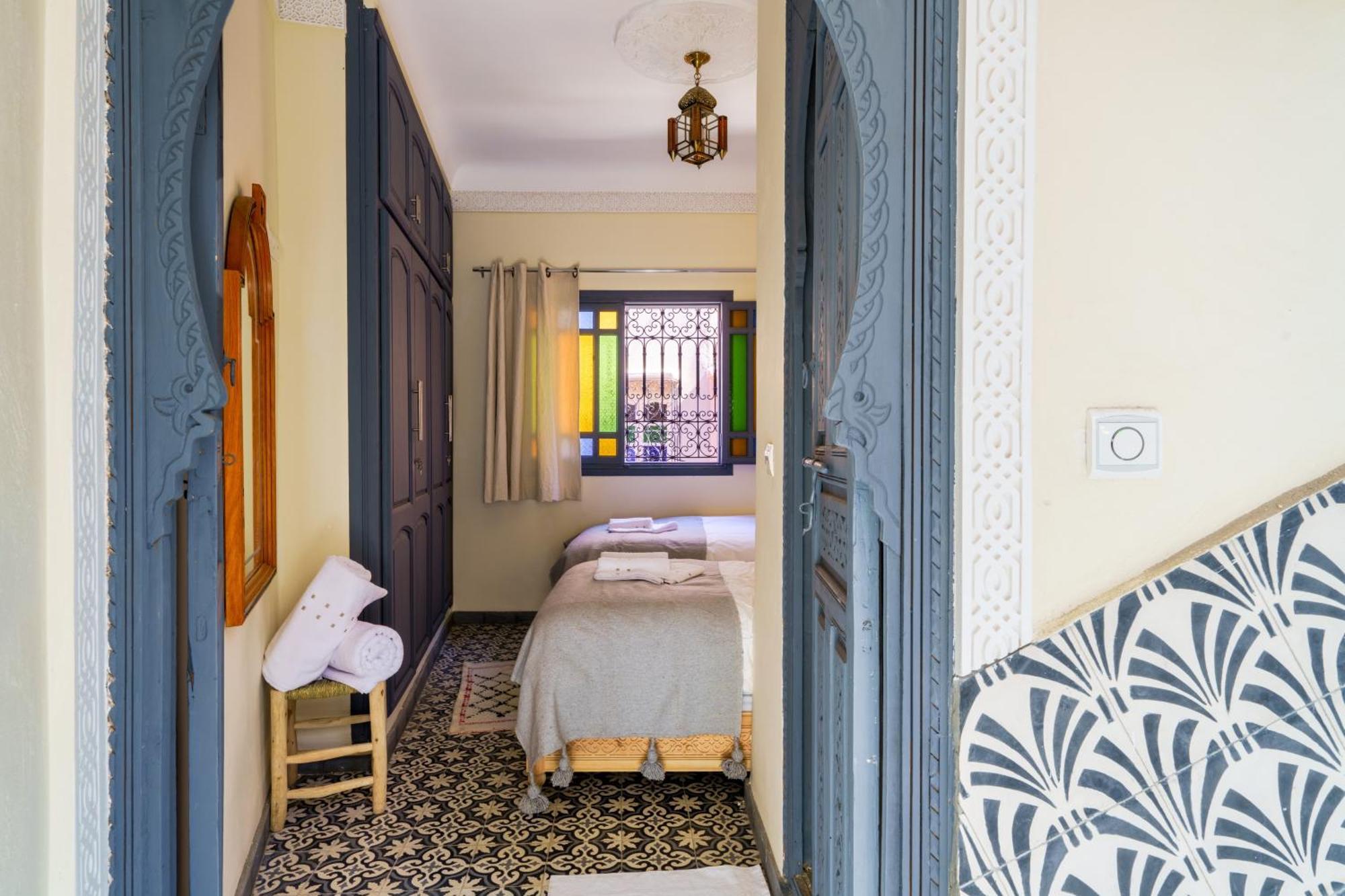 Riad 4 Chambres - Piscine & Petit Dejeuner Gratuit - Wifi Fibre Optique Marrakesh Eksteriør billede