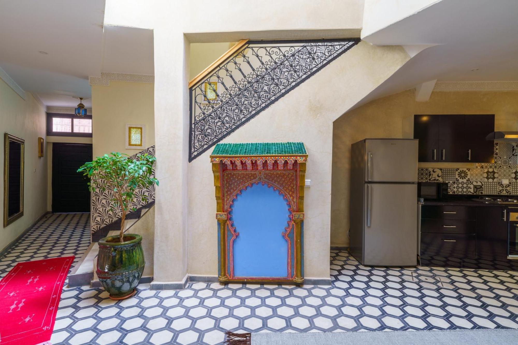 Riad 4 Chambres - Piscine & Petit Dejeuner Gratuit - Wifi Fibre Optique Marrakesh Eksteriør billede
