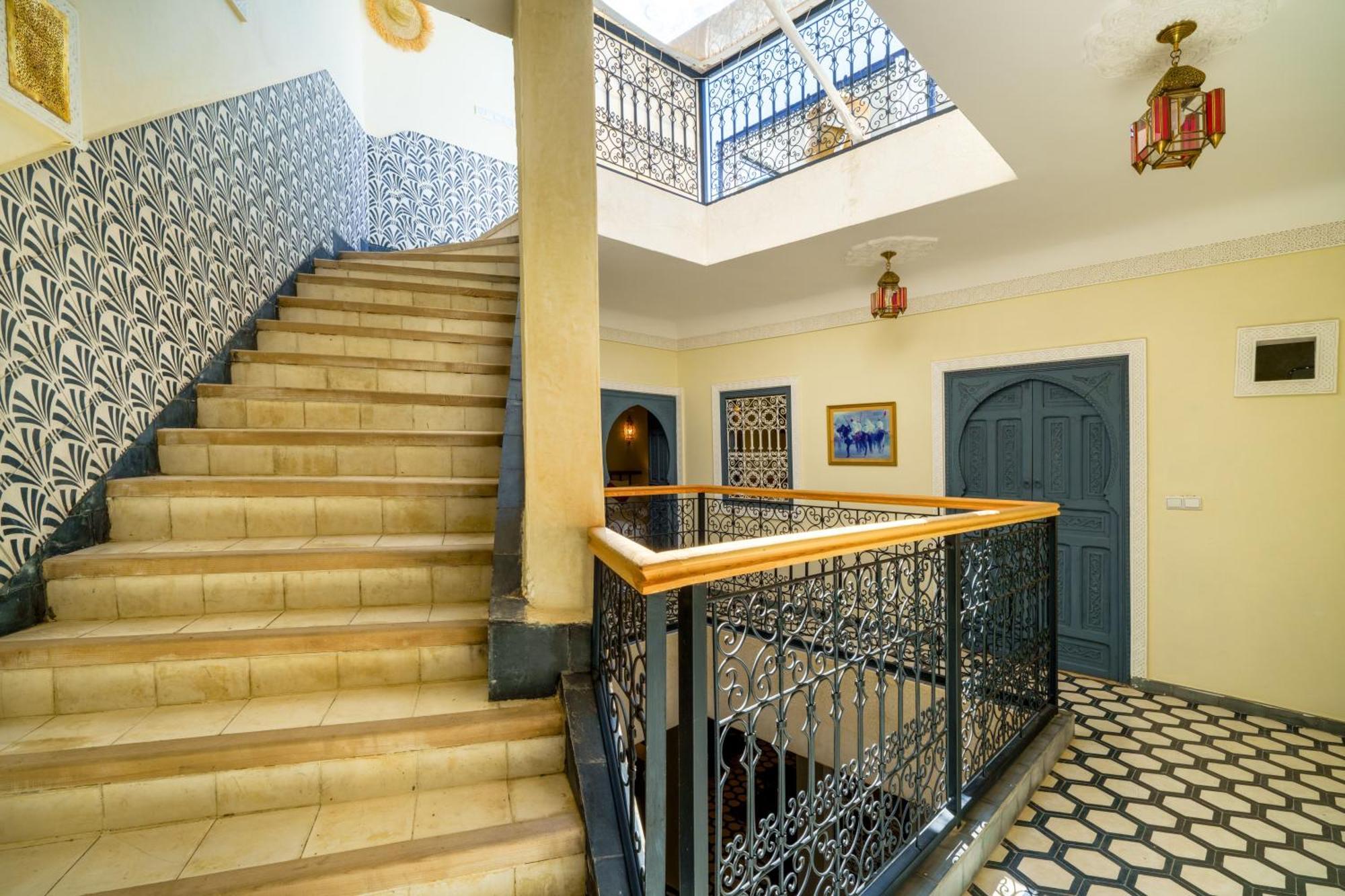 Riad 4 Chambres - Piscine & Petit Dejeuner Gratuit - Wifi Fibre Optique Marrakesh Eksteriør billede