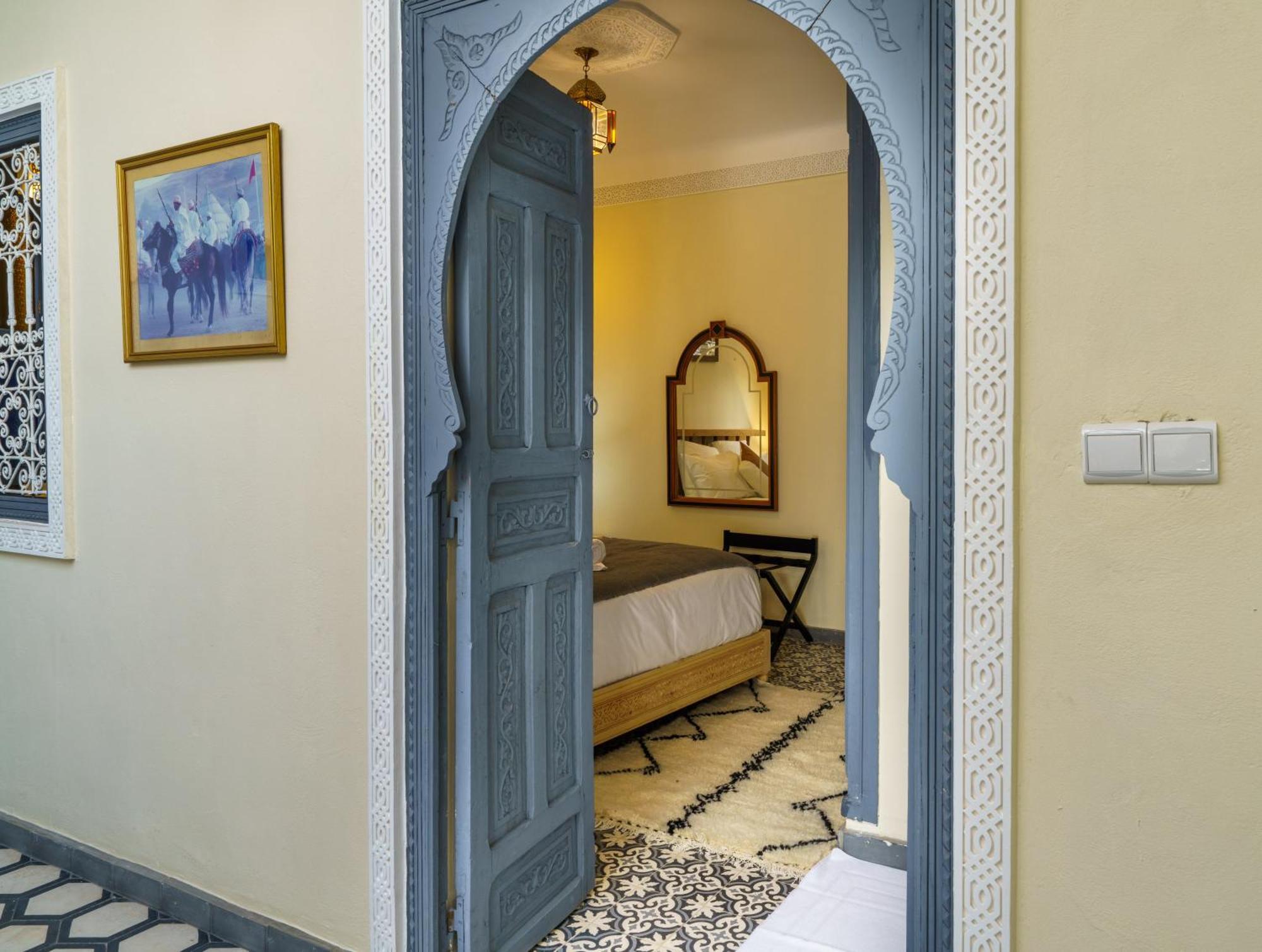 Riad 4 Chambres - Piscine & Petit Dejeuner Gratuit - Wifi Fibre Optique Marrakesh Eksteriør billede