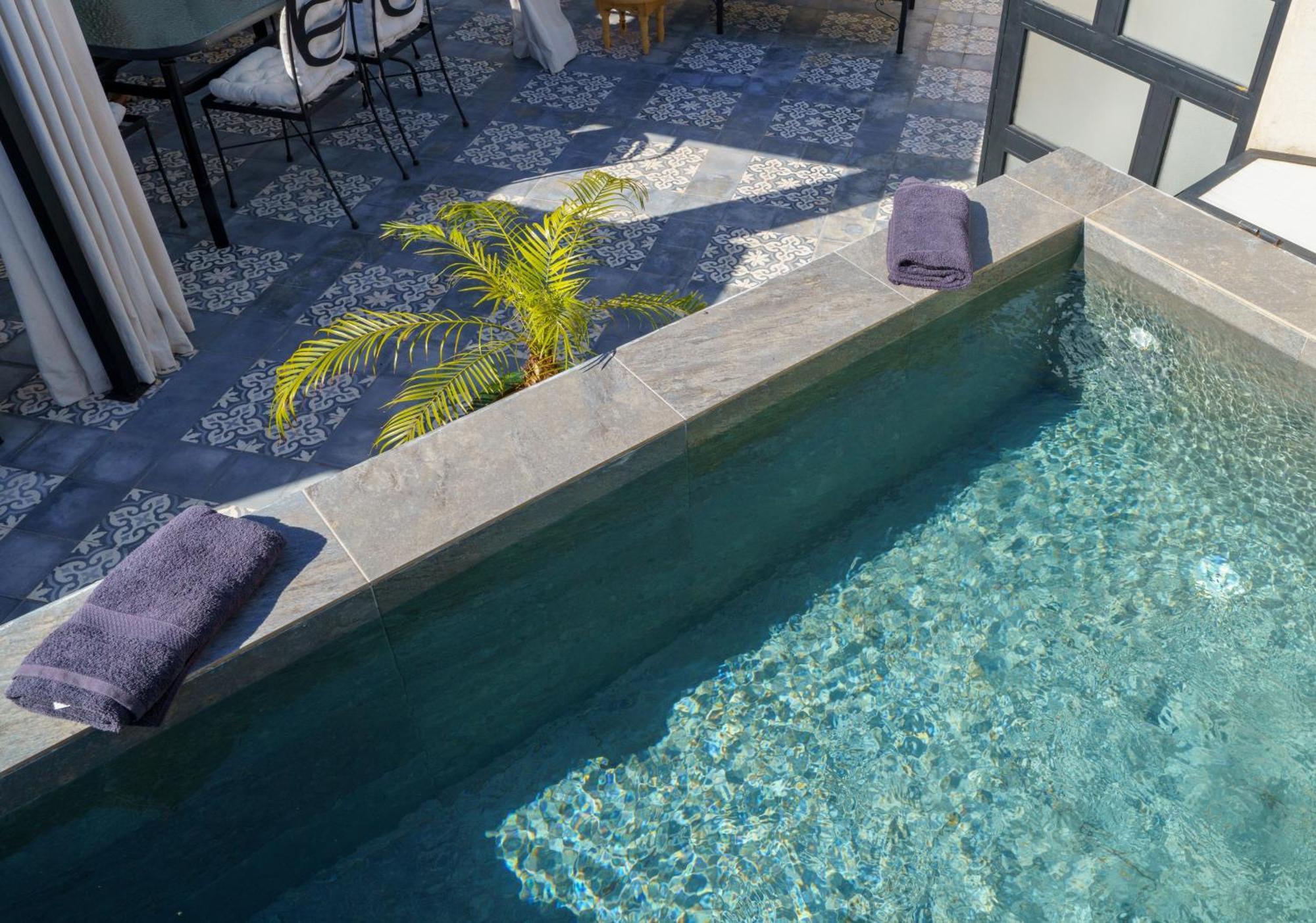 Riad 4 Chambres - Piscine & Petit Dejeuner Gratuit - Wifi Fibre Optique Marrakesh Eksteriør billede